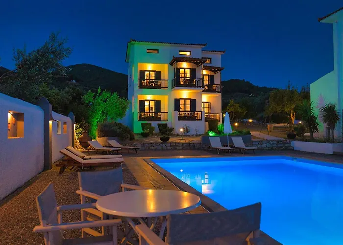 Agelos Skopelos Town